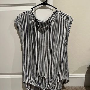 Max studios shirt blue and white